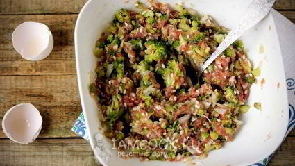 тефтели с брокколи в духовке