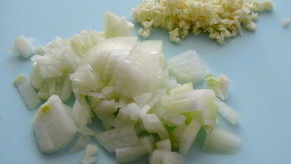 тефтели с кедровыми орешками в сливочном соусе