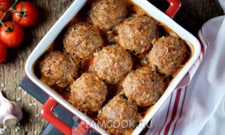 Рецепт тефтелей с рисом в духовке с подливкой