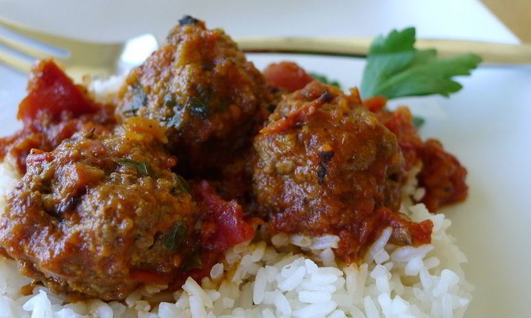 Рецепт тефтелей с рисом в духовке