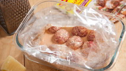 тефтели с сыром в сливочно-томатном соусе