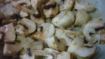 тефтели с тыквенным пюре под грибным соусом