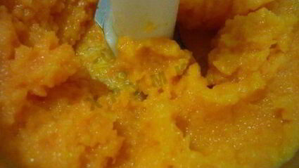 тефтели с тыквенным пюре под грибным соусом