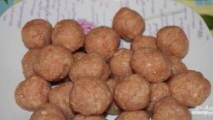 тефтели в молочном соусе