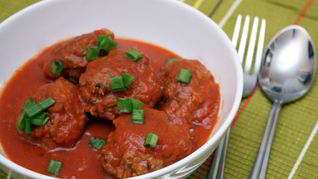 Тефтели в томатном соусе с мятой