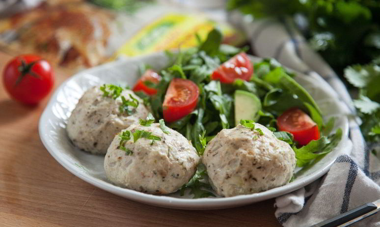 Рецепт запеченных куриных тефтелей с травами