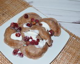 Диетические вареники с ягодами