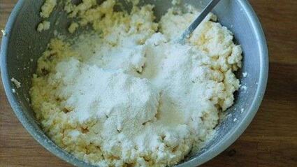 ленивые вареники с топленым молоком