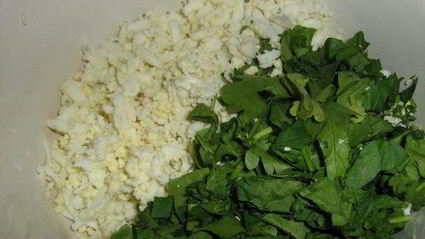 паровые вареники с зеленью и яйцом