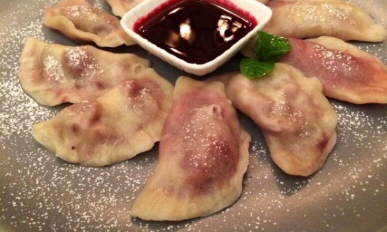 Рецепт постных вареников с вишней