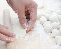 Простое тесто для вареников