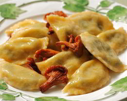 Вареники с капустой и грибами