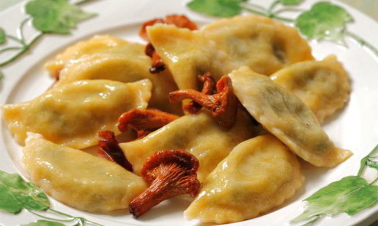 Рецепт вареников с капустой и грибами