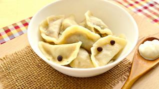 Вареники с капустой и зеленью