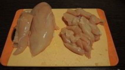 яичная лапша с курицей и овощами