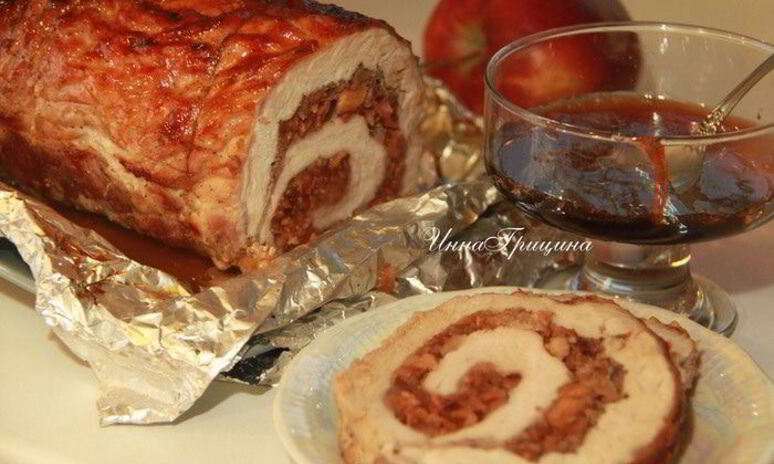 Рецепт жаркого из свинины, фаршированное яблоками и клюквой