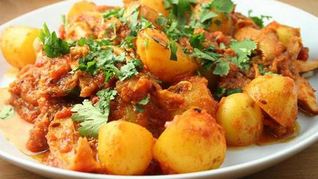 Жаркое с овощами и курицей по-домашнему