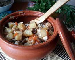 Жаркое в горшочке