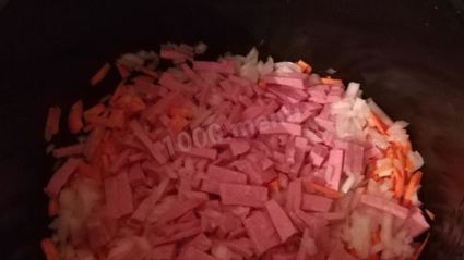 гороховая каша с колбасой