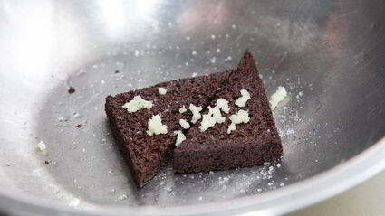 гречка с грибами и чесночными гренками