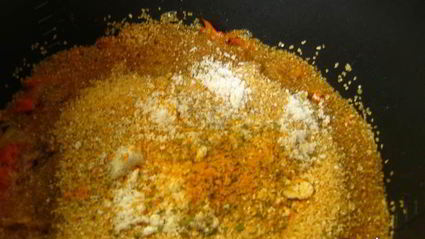 пшеничная каша с тушеной свининой