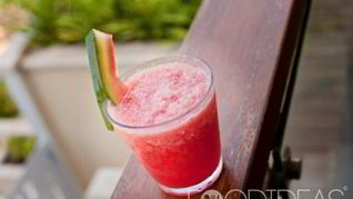 Арбузно-клубничный коктейль