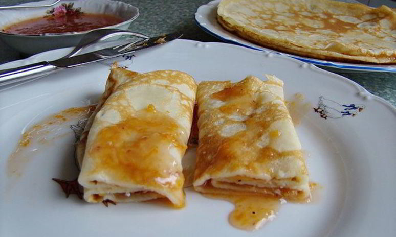 Рецепт блинчиков с клубнично-апельсиновым сиропом