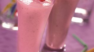 Клубнично-банановый коктейль