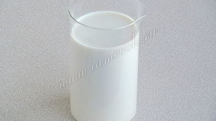 коктейль с ликером амаретто и мороженым