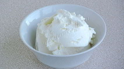 коктейль с ликером амаретто и мороженым