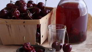 Вишневый ликер