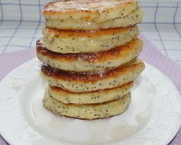 Маковые оладушки в сахарном сиропе