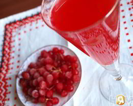 Напиток из калины с мятой и медом