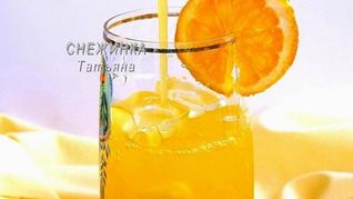 Освежающий апельсиново-лимонный напиток с морковью