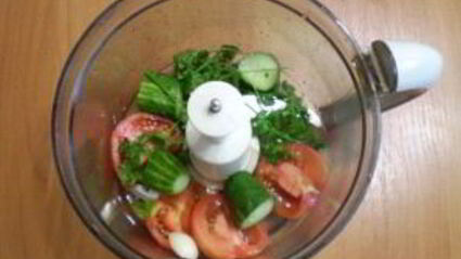 овощной зеленый коктейль