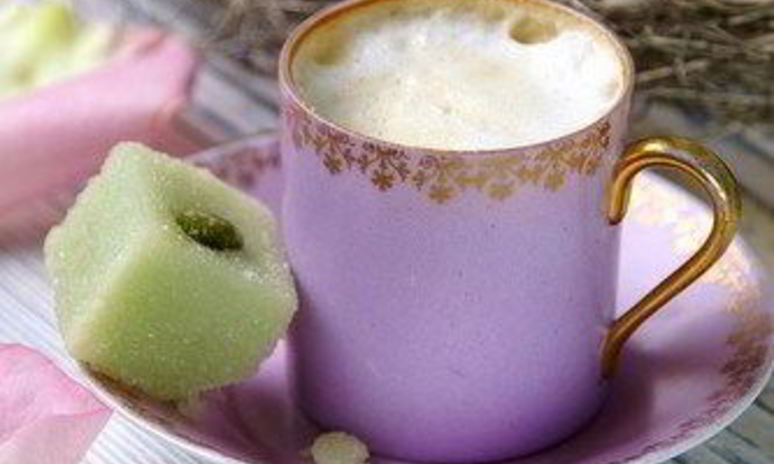 Рецепт рождественского пунша с имбирным элем, хересом, молоком и бренди