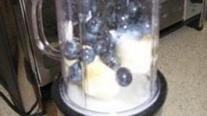 бананово-черничный смузи