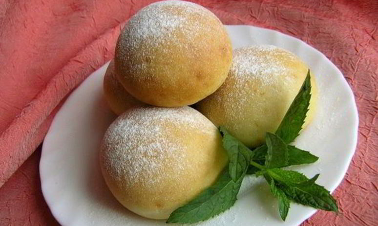 Рецепт творожных булочек с мятным сиропом