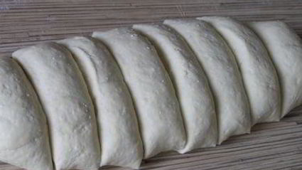 творожные булочки с мятным сиропом