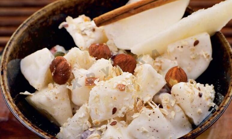 Рецепт салата из груш с орехами