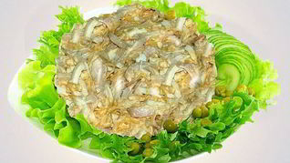 Салат из кальмаров с сыром