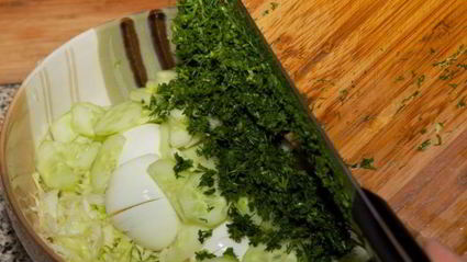 салат из капусты и огурцов