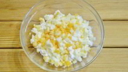 салат из творога с зеленью