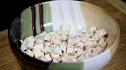 салат новогодний с черносливом