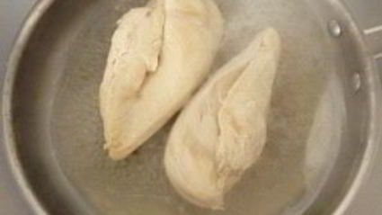 салат с брокколи и грибами