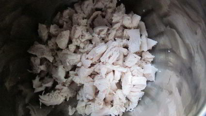 салат с фруктами и куриной грудкой