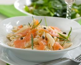 Салат с горбушей и сыром