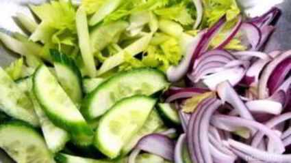 салат с кальмарами классический