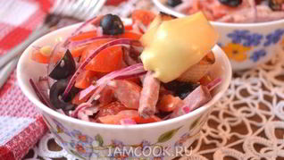 Салат с копченой говядиной