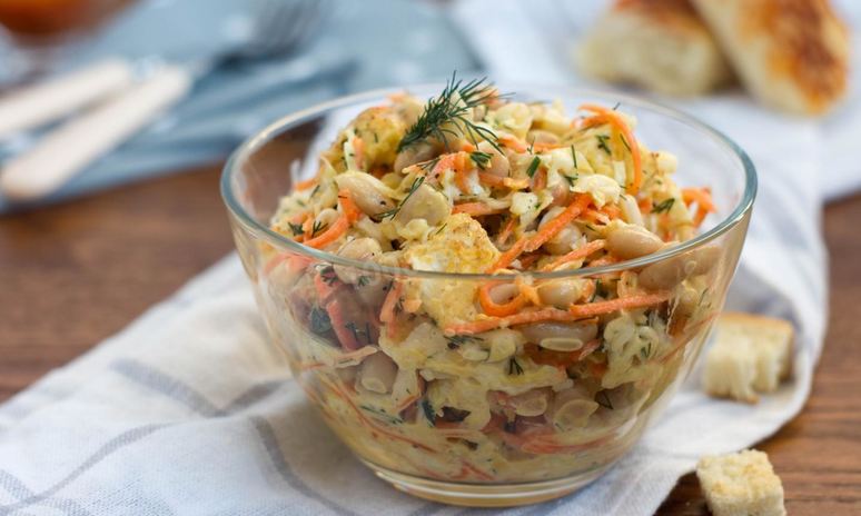 Рецепт салата с корейской морковью и фасолью